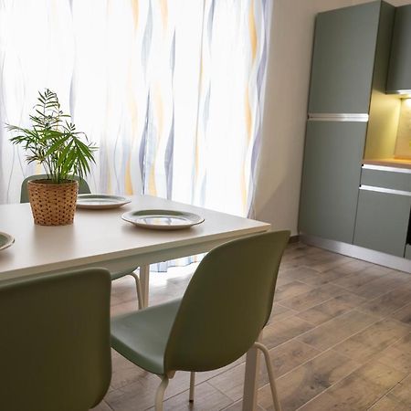 Antica Dogana Apartments Maestrale Террачина Экстерьер фото