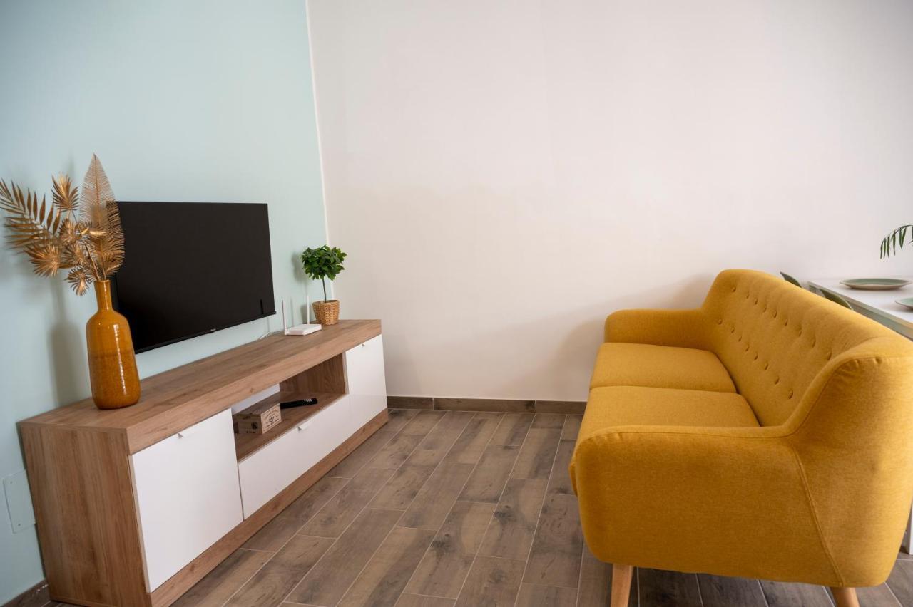Antica Dogana Apartments Maestrale Террачина Экстерьер фото